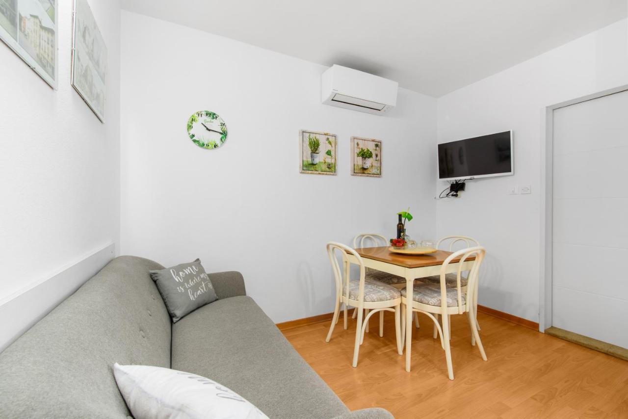 Apartment Felix Poreč Buitenkant foto